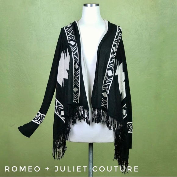 ROMEO + JULIET COUTURE Southwestern Boho Sweater M - Picture 8 of 8